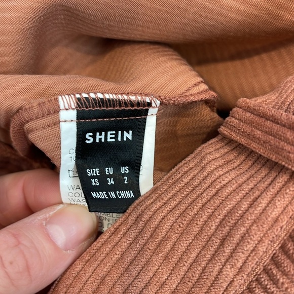 4 pairs of extra small shorts - Picture 5 of 5